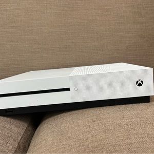 Xbox One S White, 2 Terabyte Hard-Drive